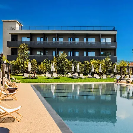 Hills Hotel 4*